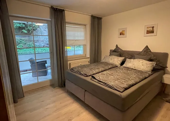 Schlossberg 1 Family And Friends * アイゼナハ